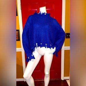 Cropped Fringe Style Sweater